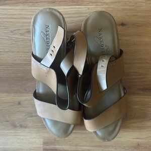 Naked Feed Beige heels